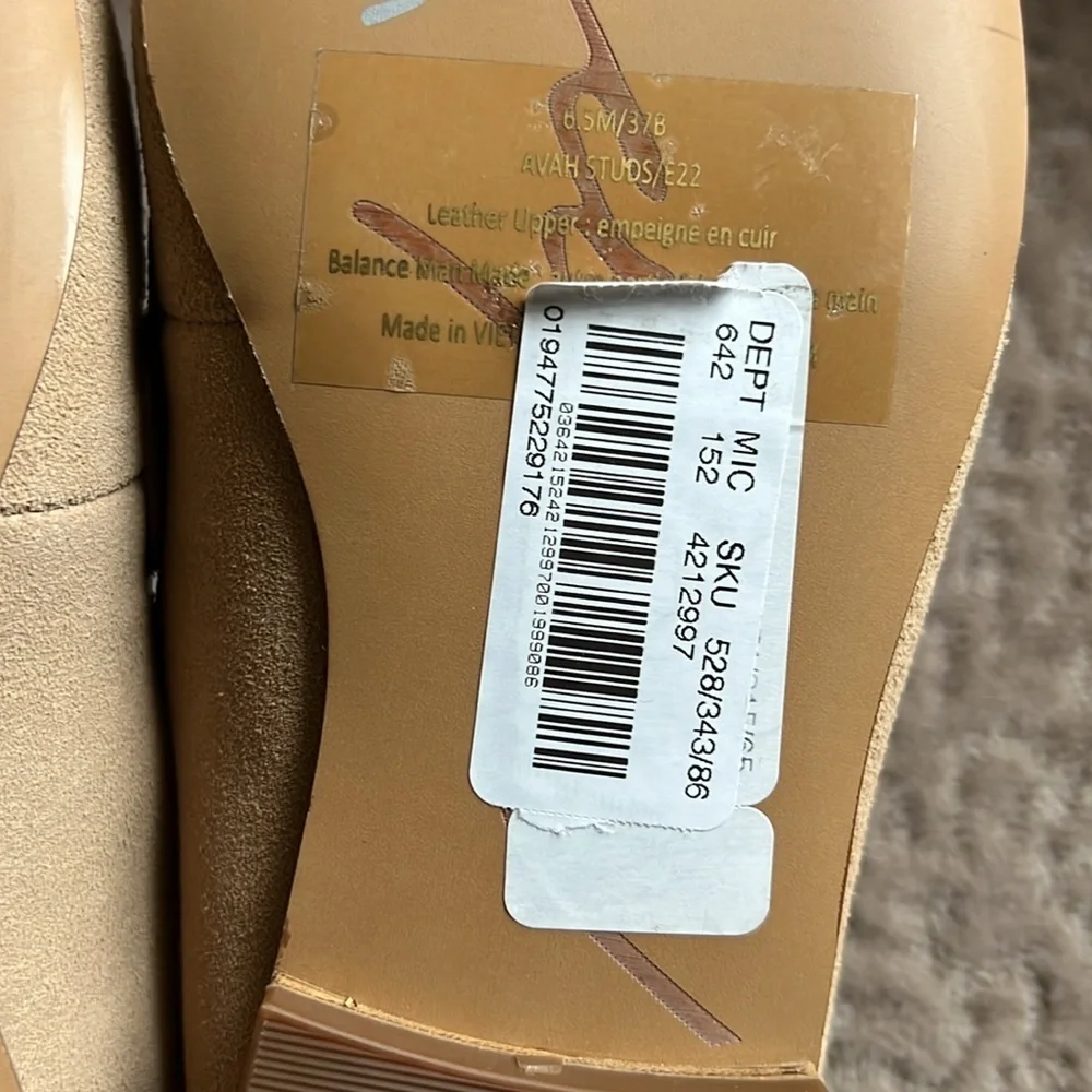 Karl Lagerfeld Avah Studs loafer slip on flats taupe size 6.5 shoe